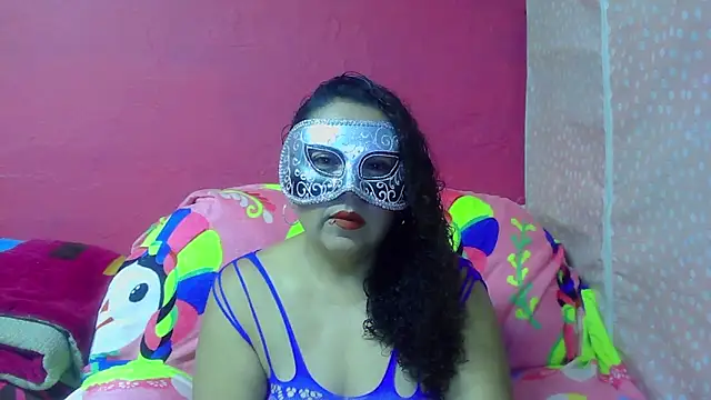 Snapshot of Pequitas_sexi chatting on 10.05.25 Pequitas sexi online show from 10.05.25
