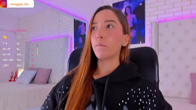 Morggan Fox  online show from 04.15.26