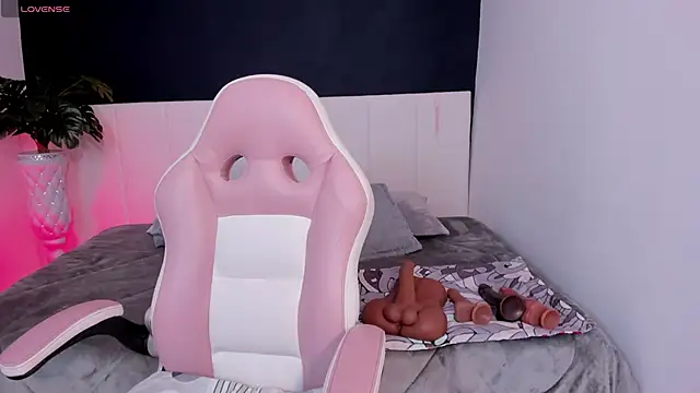 loress ass mature online show from 03.12.26