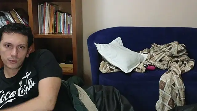 Snapshot of hardaftercum chatting on 10.10.25 hardaftercum online show from 10.10.25