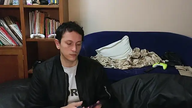 Snapshot of hardaftercum chatting on 10.15.25 hardaftercum online show from 10.15.25