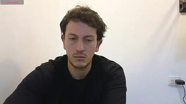 Snapshot of hardaftercum chatting on 06.17.26 hardaftercum online show from 06.17.26