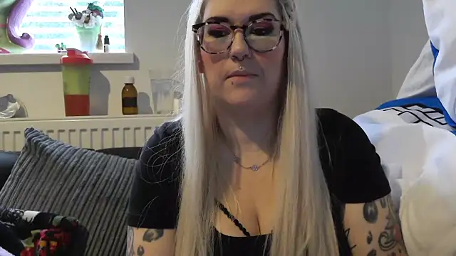 Sizzling Indie36 online show from 11.05.25