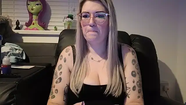 Sizzling Indie36 online show from 02.05.26