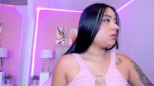 Molly h0t online show from 04.15.26