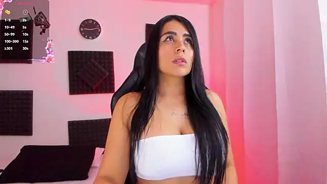 hannarusso online show from 10.26.25