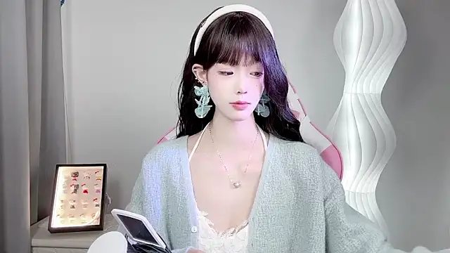 Gogo-888 online show from 10.25.25