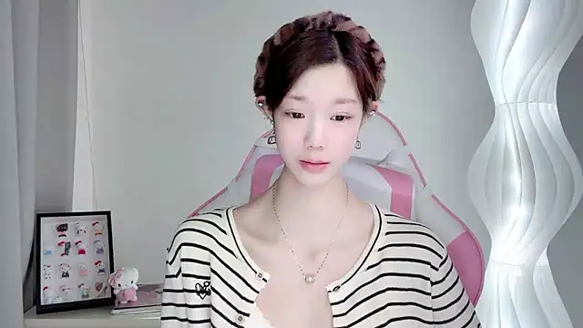 Gogo-888 online show from 12.17.25