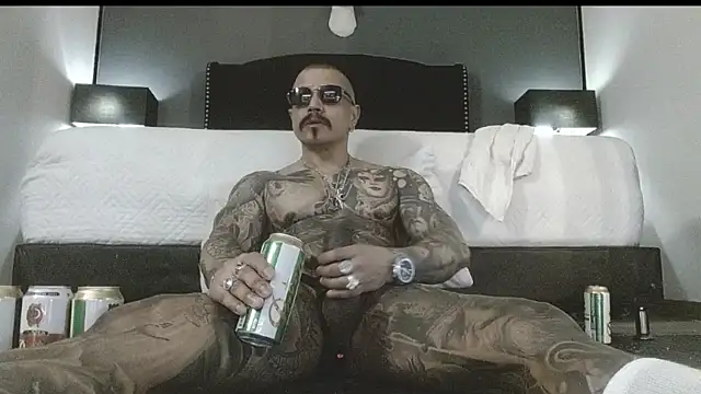 danilog515 online show from 11.04.25