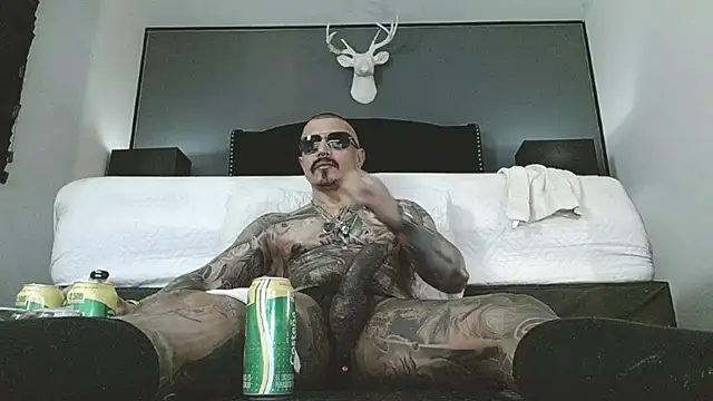 danilog515 online show from 04.19.26