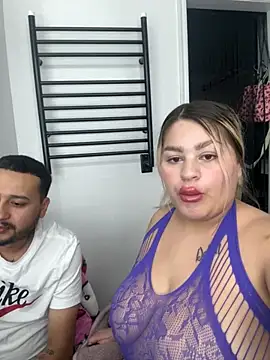 Snapshot of SEXXIBLONDIEE chatting on 11.06.25 SEXXIBLONDIEE online show from 11.06.25