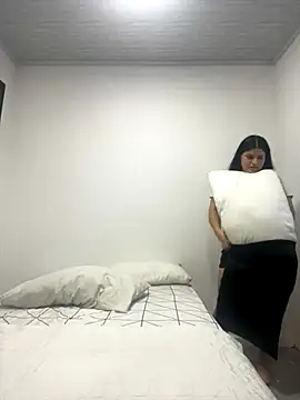 pareja curiosa19 online show from 11.01.25