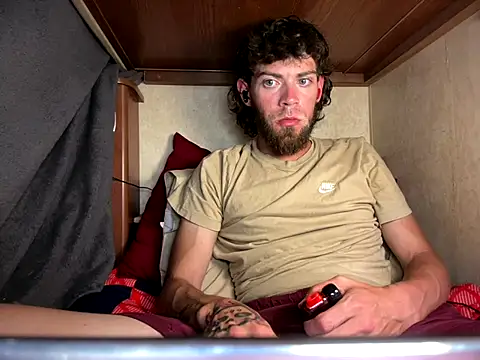 bwcizThrobbing online show from 10.11.25