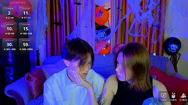 Snapshot of Tara_Lawson chatting on 10.15.25 Tara Lawson online show from 10.15.25