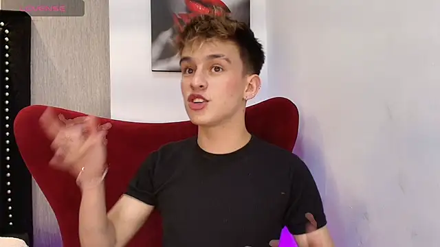 LiamWildx20 online show from 11.06.25