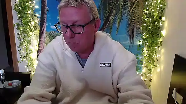 JamesBauer online show from 11.19.25