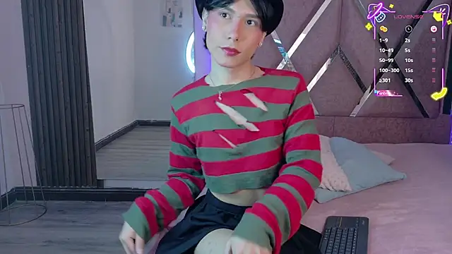 Ash Femboy online show from 10.27.25