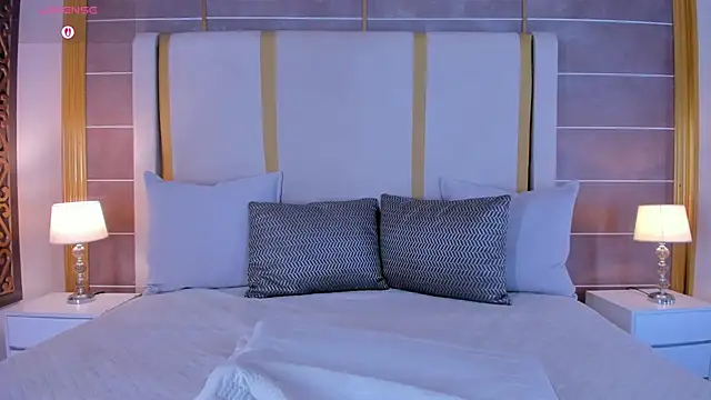 laurencarter1 online show from 04.25.26