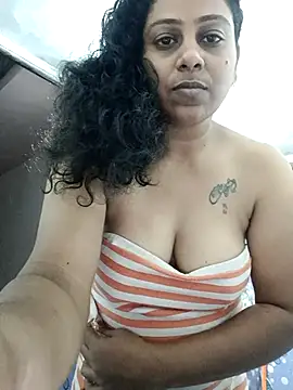 Snapshot of JENNIFERtamil chatting on 11.09.25 JENNIFERtamil online show from 11.09.25