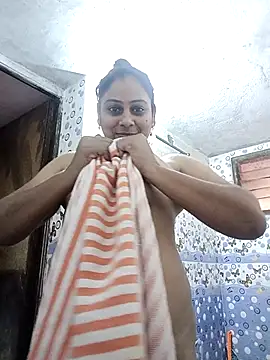 Snapshot of JENNIFERtamil chatting on 11.12.25 JENNIFERtamil online show from 11.12.25