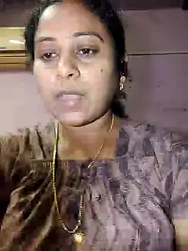 Snapshot of JENNIFERtamil chatting on 11.28.25 JENNIFERtamil online show from 11.28.25