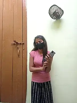 Snapshot of SOBHA_JI chatting on 03.17.25 SOBHA JI online show from 03.17.25