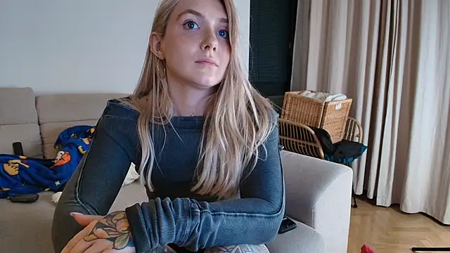 tattoobbgirl online show from 04.18.26