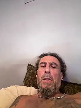 Snapshot of Coco-sarli chatting on 12.19.25 Coco-sarli online show from 12.19.25