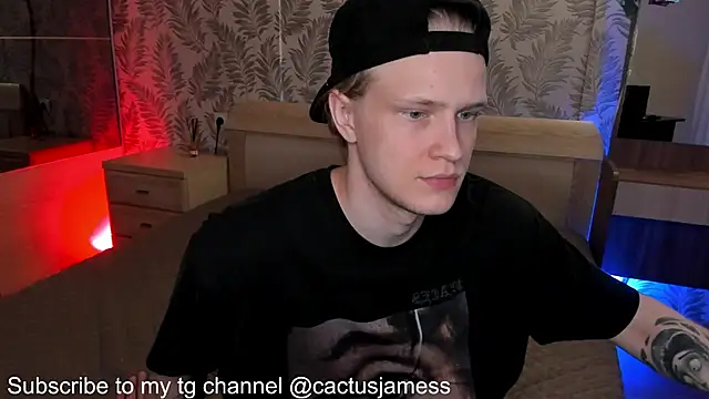 Snapshot of Cactus__James chatting on 10.04.25 Cactus  James online show from 10.04.25