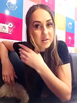 Snapshot of Brilliant-Splashes chatting on 03.23.25 Brilliant-Splashes online show from 03.23.25