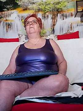 QueenPammy1 online show from 02.20.25