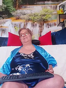 QueenPammy1 online show from 02.01.26