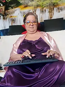 QueenPammy1 online show from 04.04.26