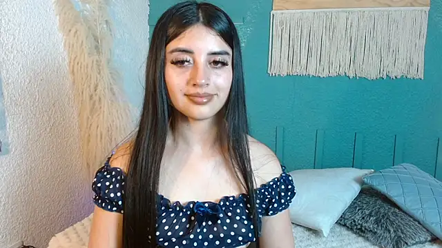 Snapshot of Parker_Lee chatting on 10.28.25 Parker Lee online show from 10.28.25