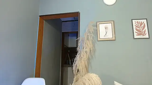 Parker Lee online show from 04.25.26