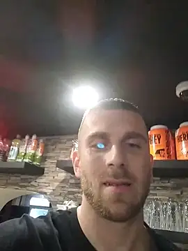 Snapshot of trainwithme chatting on 11.04.25 trainwithme online show from 11.04.25