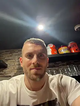 Snapshot of trainwithme chatting on 12.01.25 trainwithme online show from 12.01.25