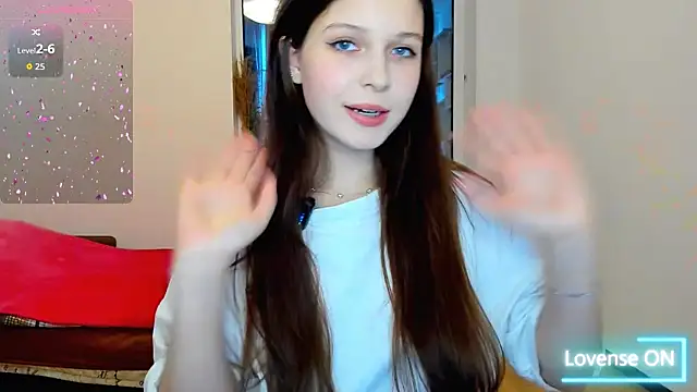 Snapshot of lolisha_meow chatting on 09.28.25 lolisha meow online show from 09.28.25