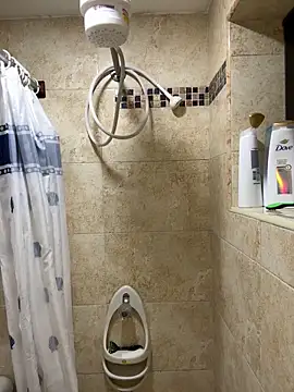 Snapshot of aliisonn__parker26 chatting on 03.20.25 aliisonn parker26 online show from 03.20.25