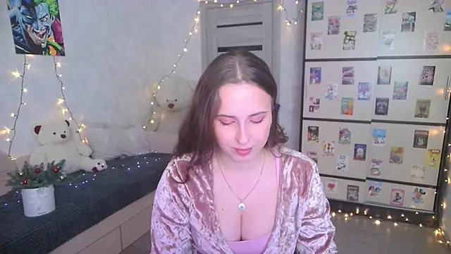 BarbiePieer online show from 12.19.25