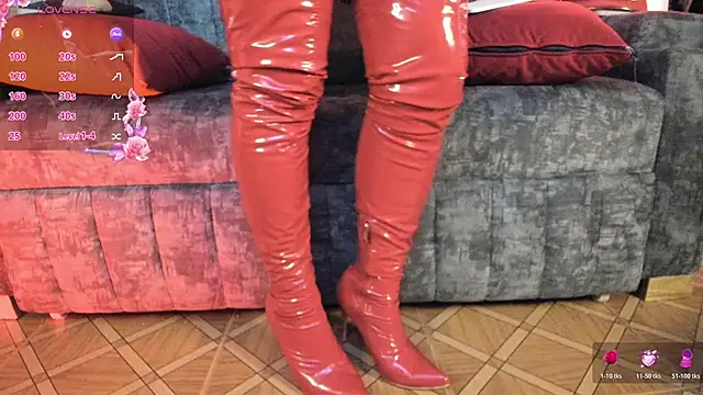 Snapshot of _LuanaDabbraccio chatting on 02.16.26 LuanaDabbraccio online show from 02.16.26