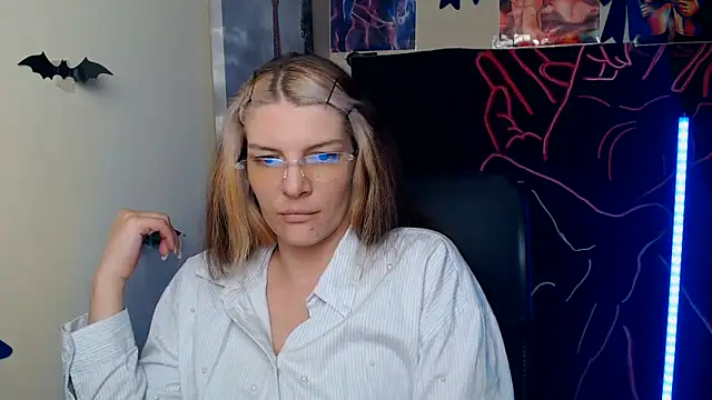 VanessaRey  online show from 06.04.26