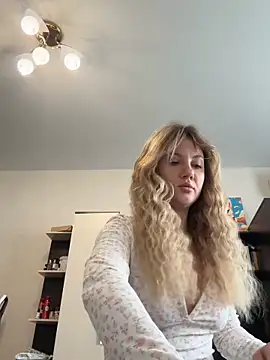 mollygirll online show from 10.02.25