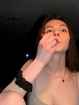 MilaBee online show from 11.17.25