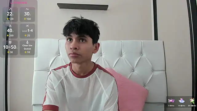 Snapshot of Ethan_Westt chatting on 09.26.25 Ethan Westt online show from 09.26.25