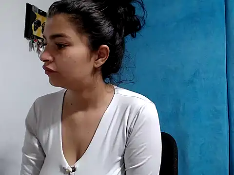 AlanaHotxx online show from 09.27.25