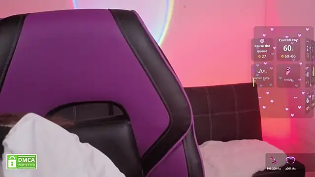 Taiga Cute online show from 11.28.25