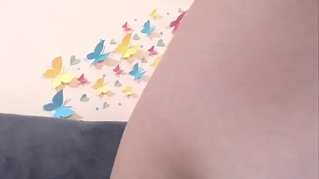 Snapshot of ammy_collins@xh chatting on 10.26.25 ammy collinsxh online show from 10.26.25