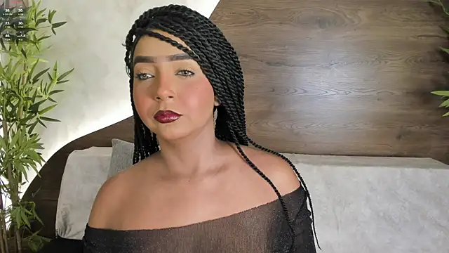 mia lacy  online show from 09.29.25