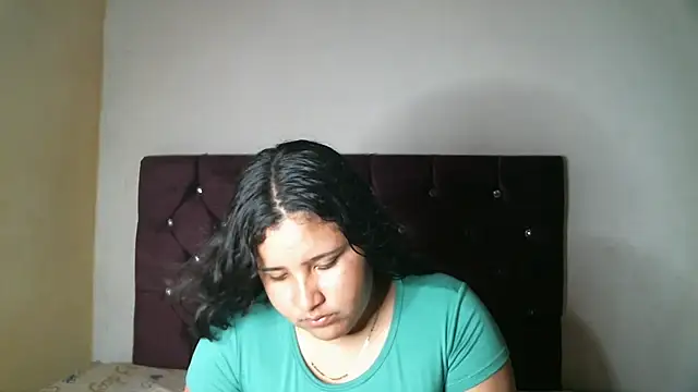 Valeria Tiffany online show from 11.08.25